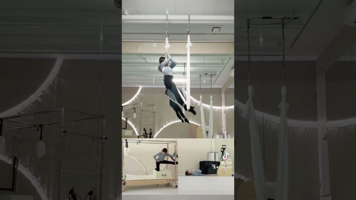 #ストレッチ #ダイエット #パーソナルトレーニング #ハンモックヨガ #ピラティス #ボディメイク #マシンピラティス #新宿 #産後ダイエット #エアリアルヨガ #姿勢改善 (20