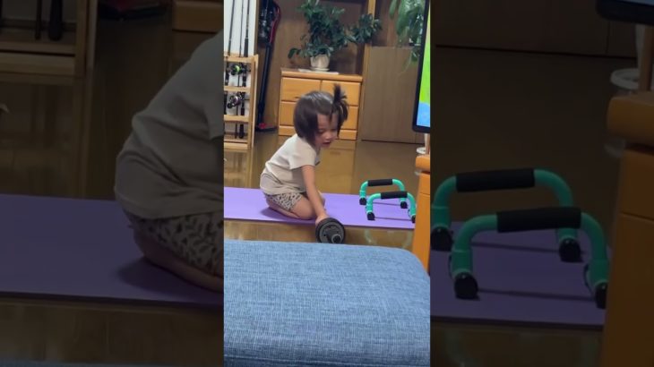 息子の筋トレ #techno #music #soundtrack #remix #youtube #筋トレ #いいね #cute #イケメン